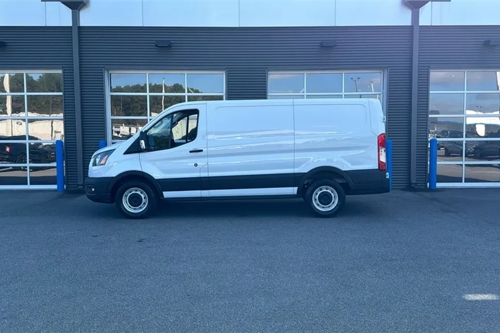 2024 Ford Transit photo 1