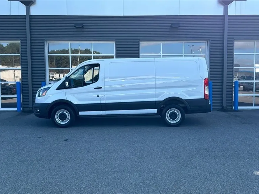 2024 Ford Transit photo 1