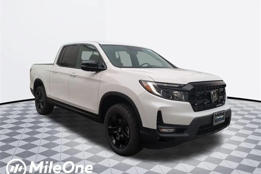2025 Honda Ridgeline Black Edition photo 1
