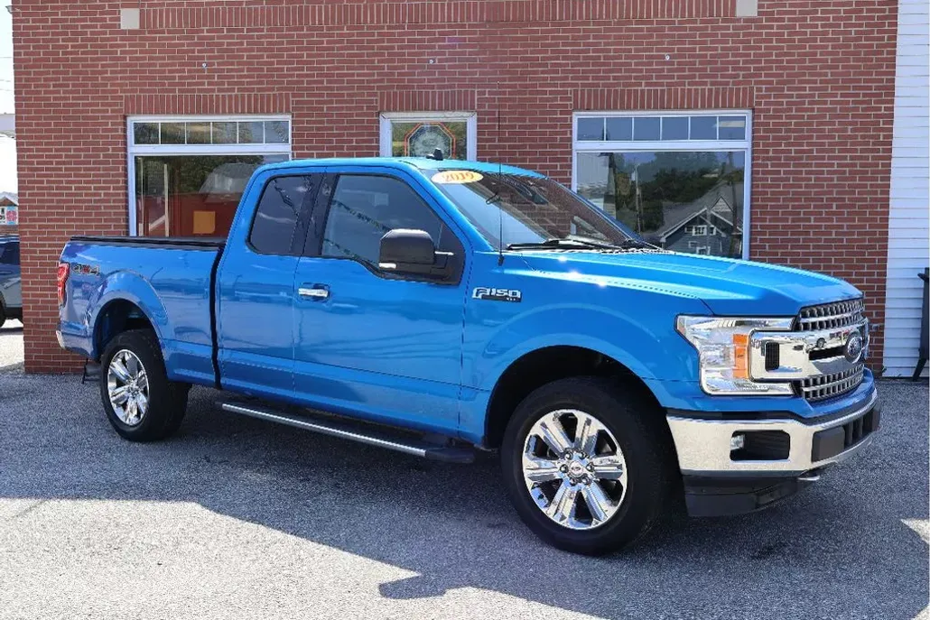 2019 Ford F-150 XLT photo 1