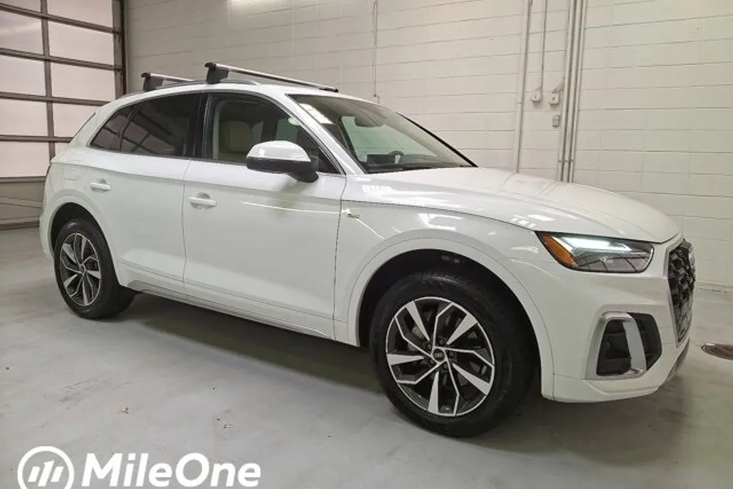 2024 Audi Q5 45 S line Premium photo 1
