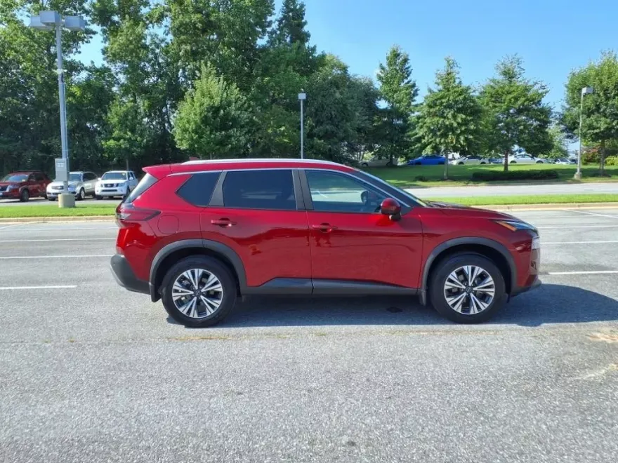 2023 Nissan Rogue SV photo 1