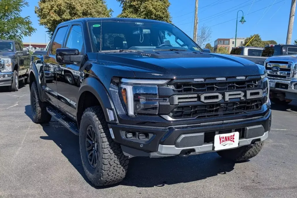 2025 Ford F-150 Raptor photo 1