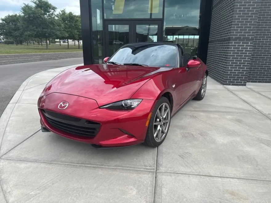 2023 Mazda MX-5 Miata Miata Grand Touring photo 1