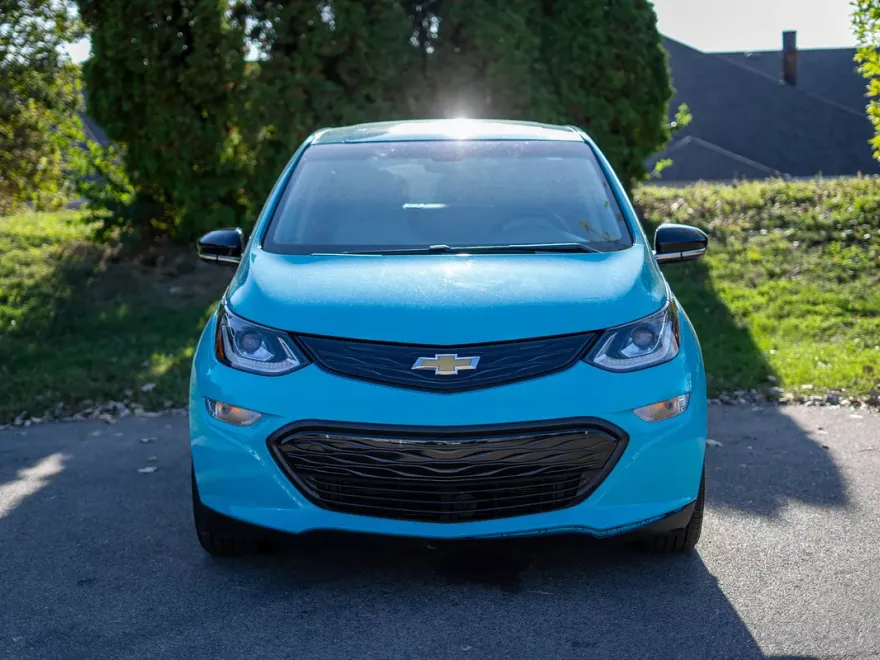 2020 Chevrolet Bolt EV photo 2