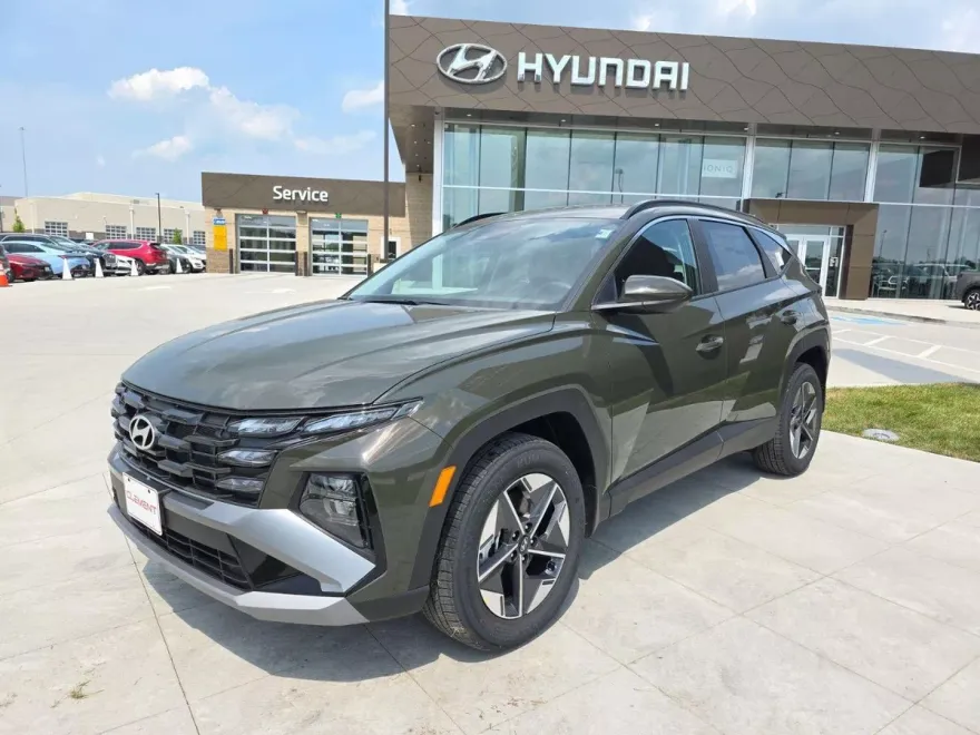 2025 Hyundai Tucson SEL photo 1