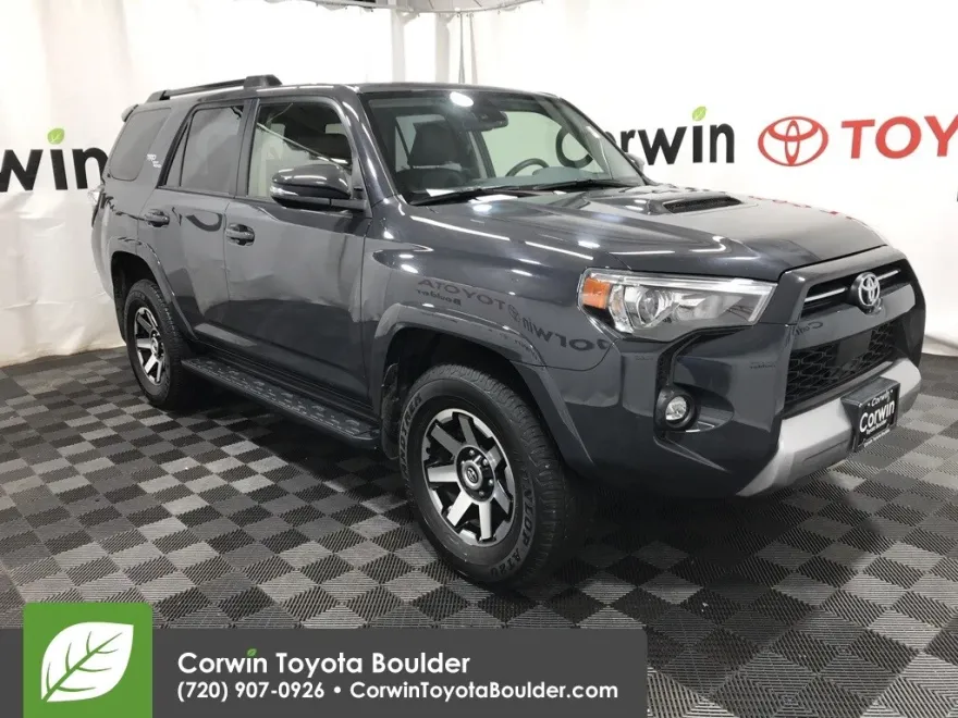 2024 Toyota 4Runner TRD Off-Road Premium photo 1