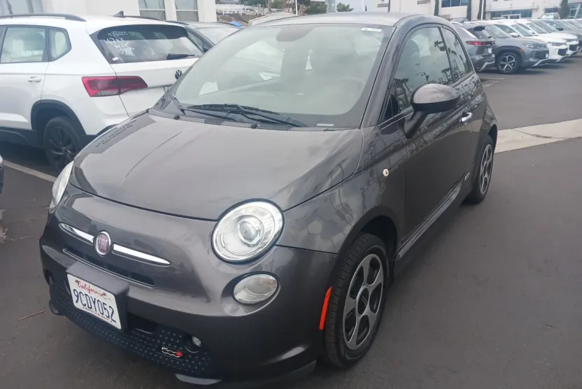 2015 Fiat 500e photo 1