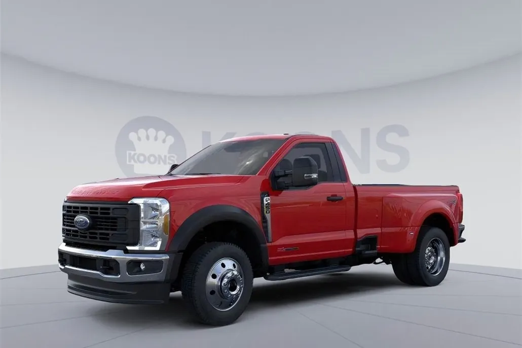 2025 Ford F-450 photo 1