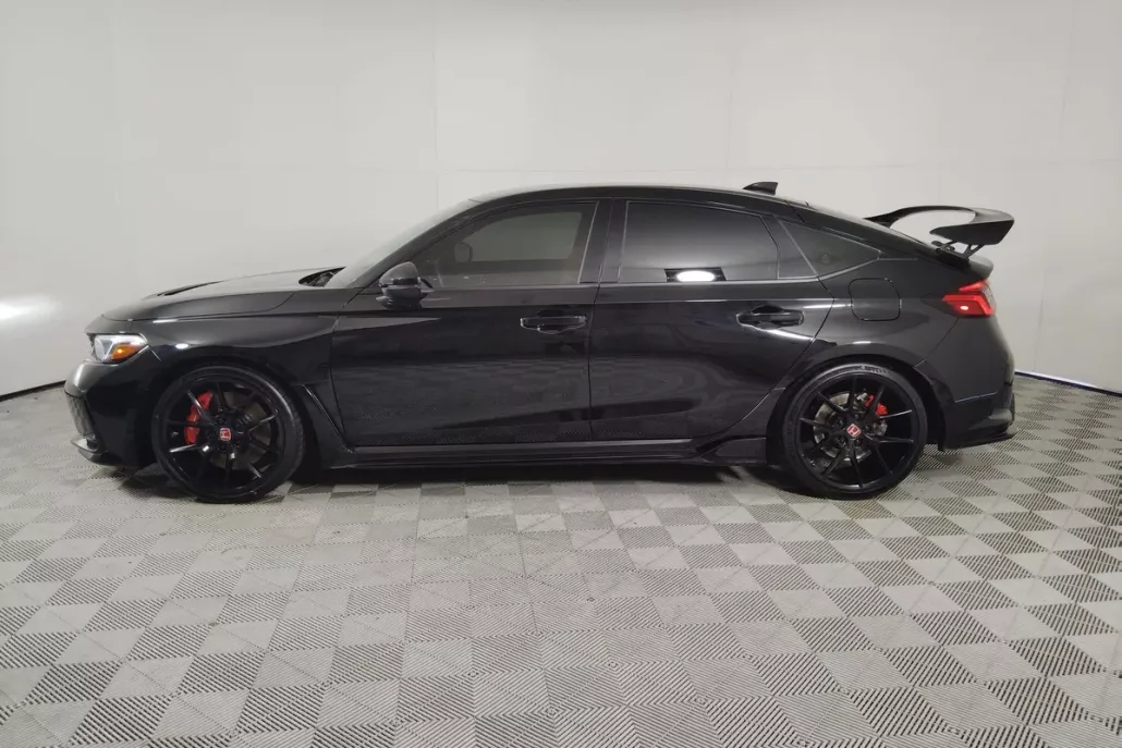 2023 Honda Civic Type R photo 1