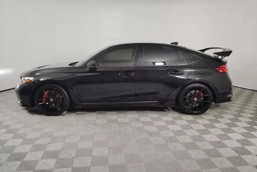 2023 Honda Civic Type R photo 1