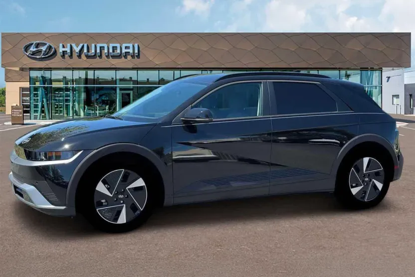 2025 Hyundai Ioniq 5 SEL photo 1