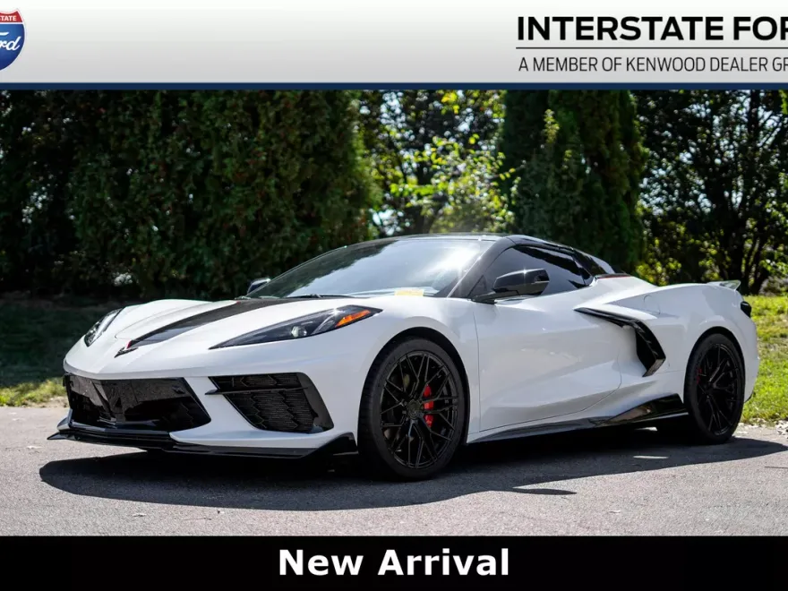 2023 Chevrolet Corvette Stingray 2LT Convertible photo 1