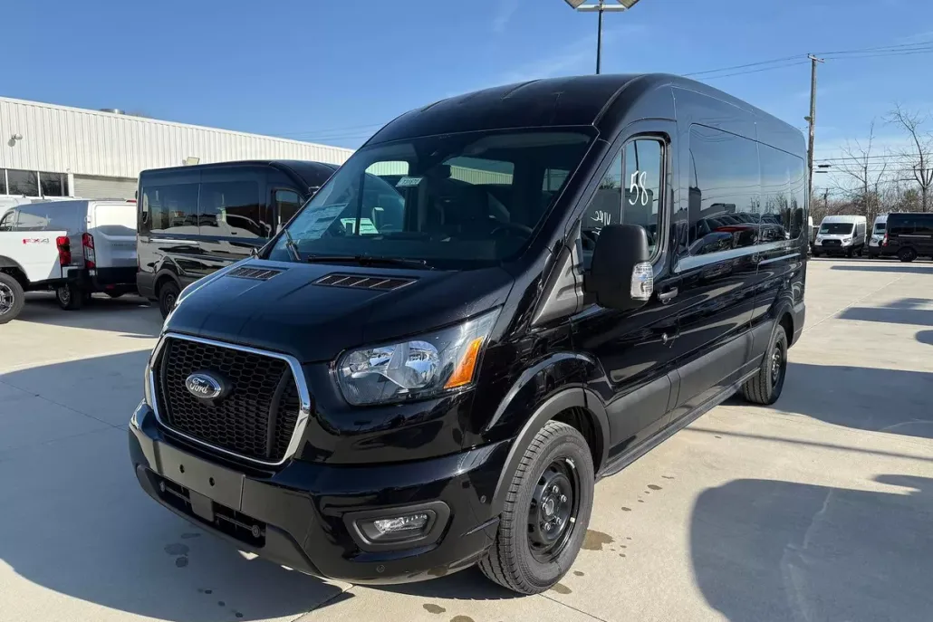 2024 Ford Transit Passenger XLT photo 1