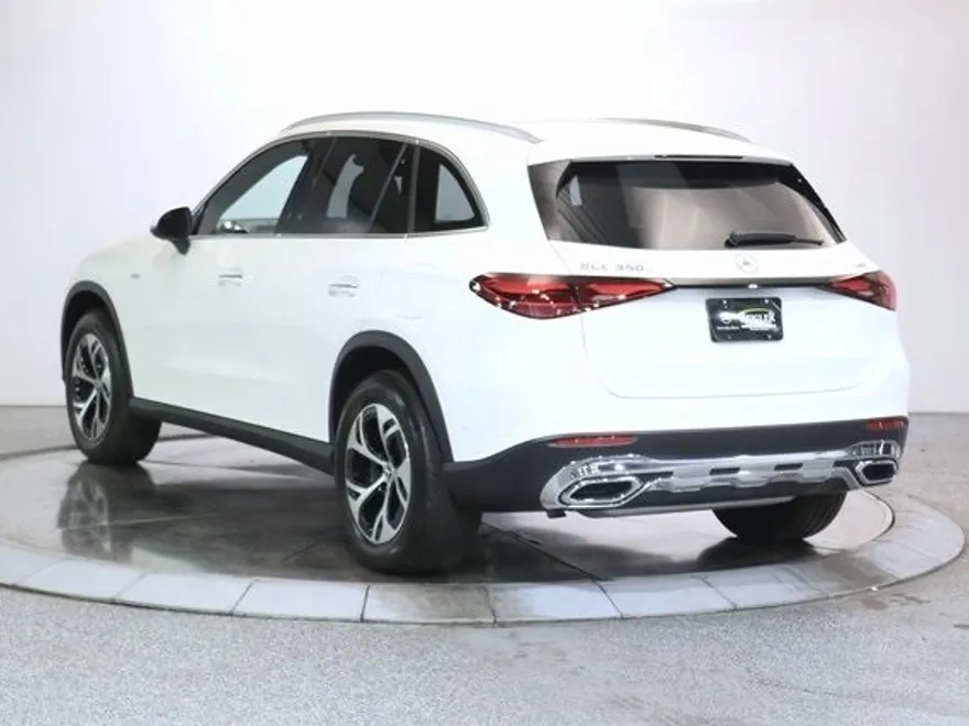 2025 Mercedes Benz GLC 350e 4MATIC photo 1