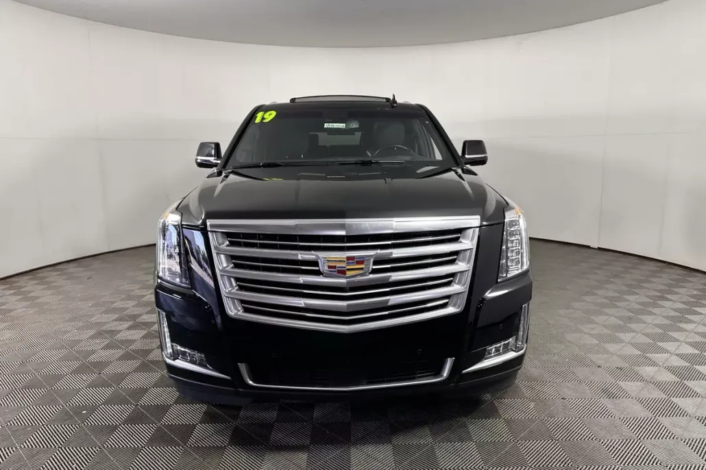 2016 Cadillac Escalade ESV Platinum photo 1