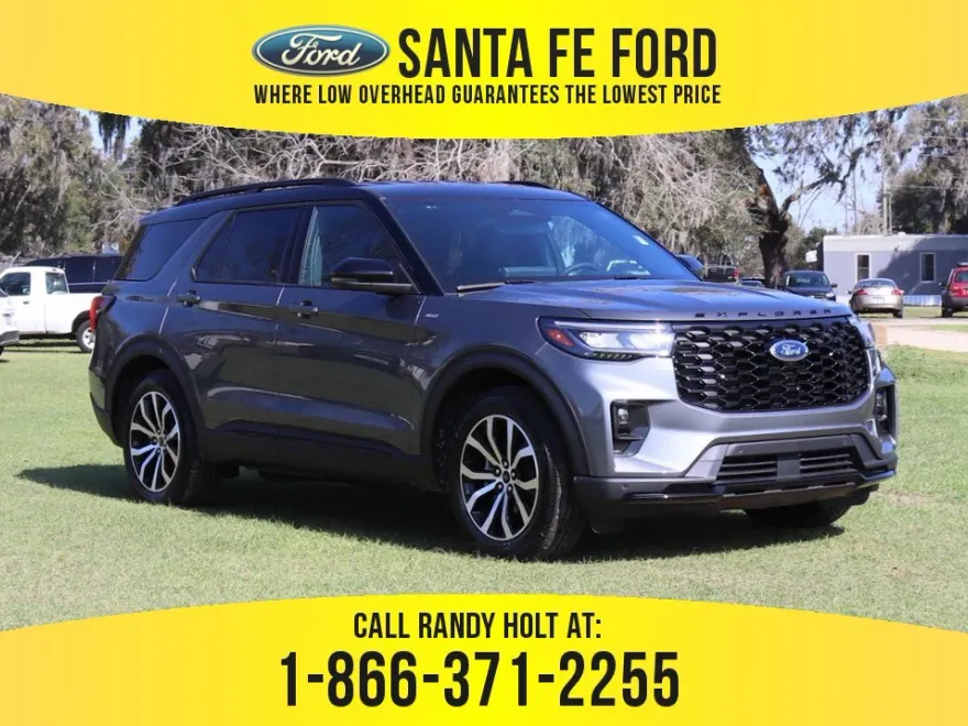 2025 Ford Explorer ST-Line photo 1