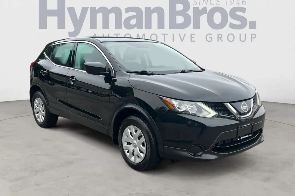 2019 Nissan Rogue Sport S photo 1