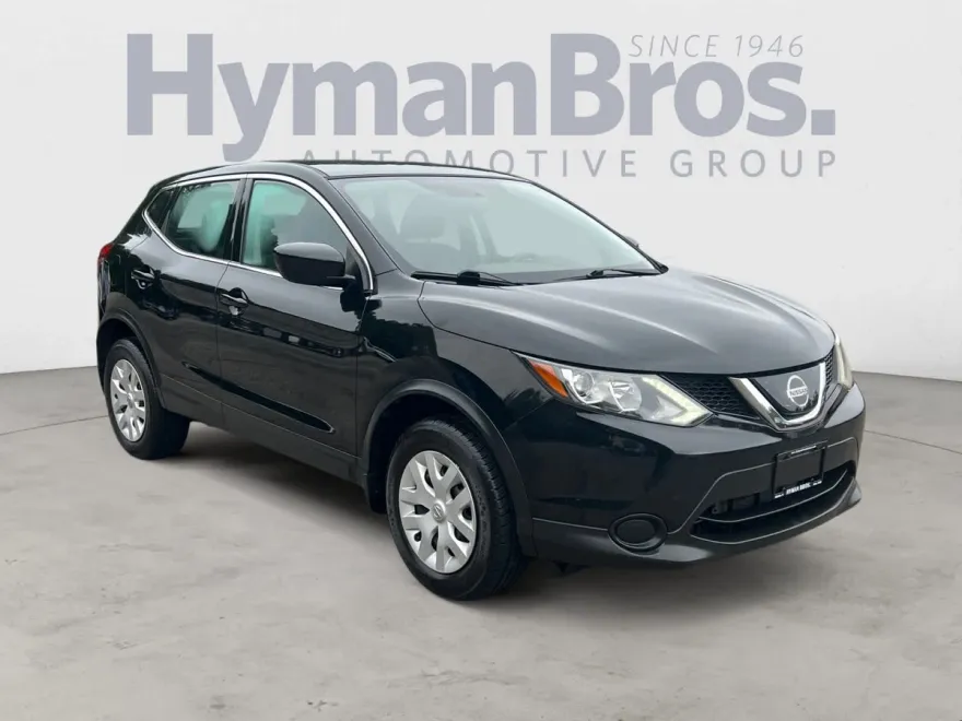 2019 Nissan Rogue Sport S photo 1