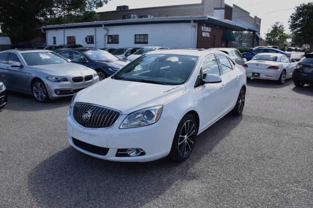 2016 Buick Verano Sport Touring photo 1