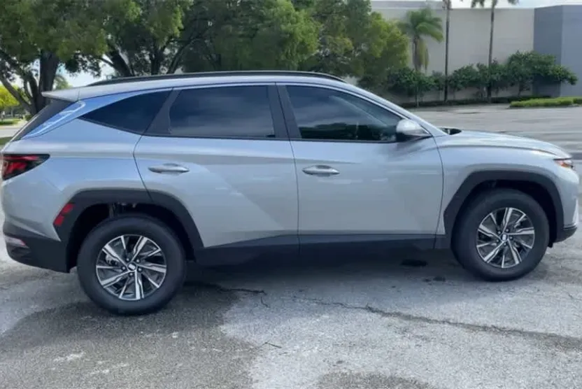 2024 Hyundai Tucson Hybrid Blue photo 1