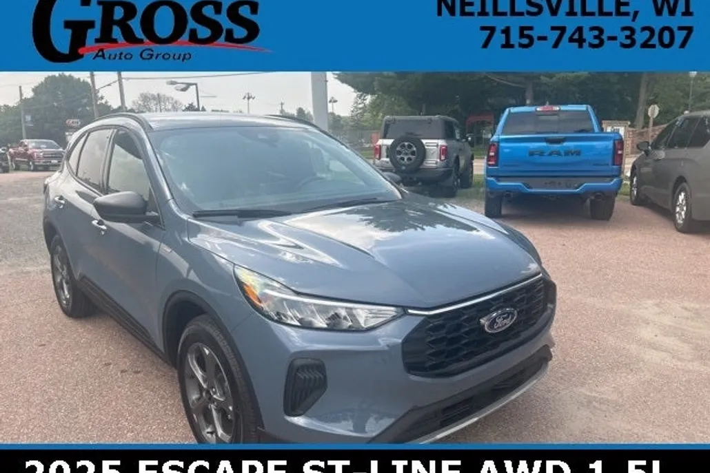 2025 Ford Escape ST-Line photo 1