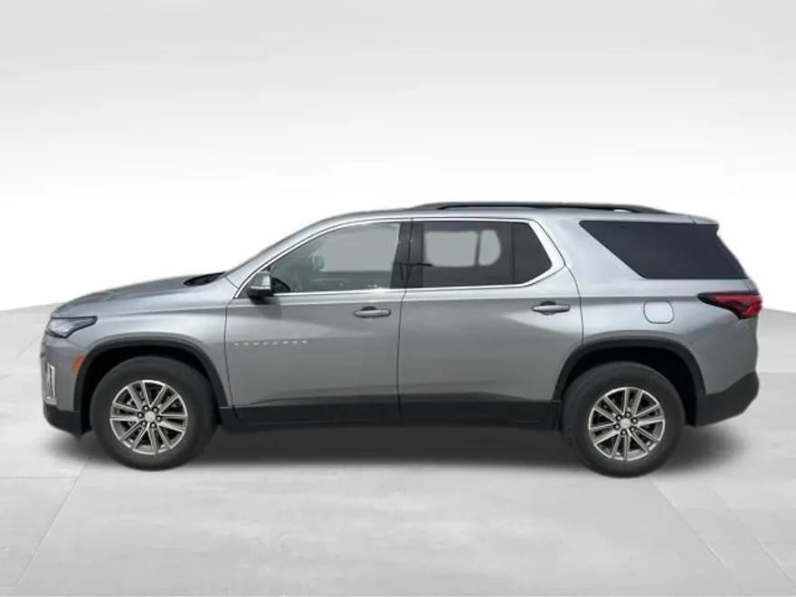 2023 Chevrolet Traverse photo 1