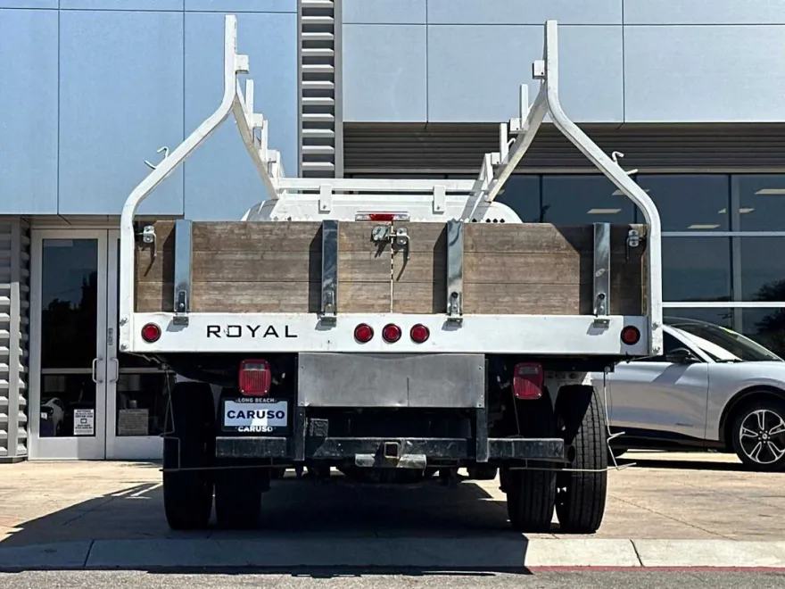 2020 Ford F-550 XL photo 1