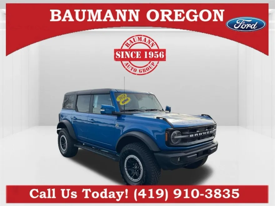 2023 Ford Bronco Outer Banks photo 1