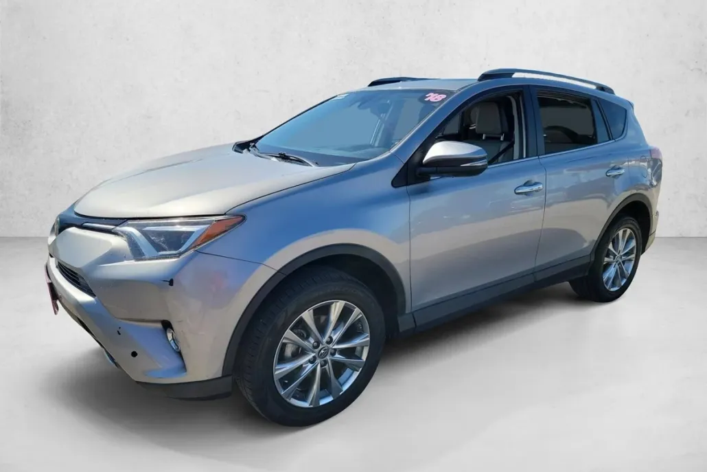 2018 Toyota RAV4 Limited photo 1