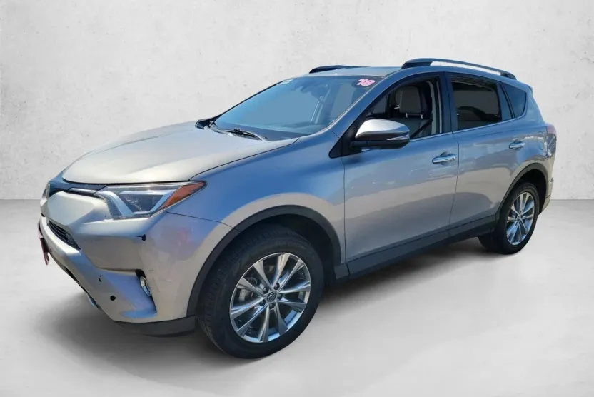 2018 Toyota RAV4 Limited photo 1