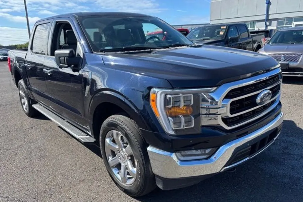 2022 Ford F-150 XLT photo 1