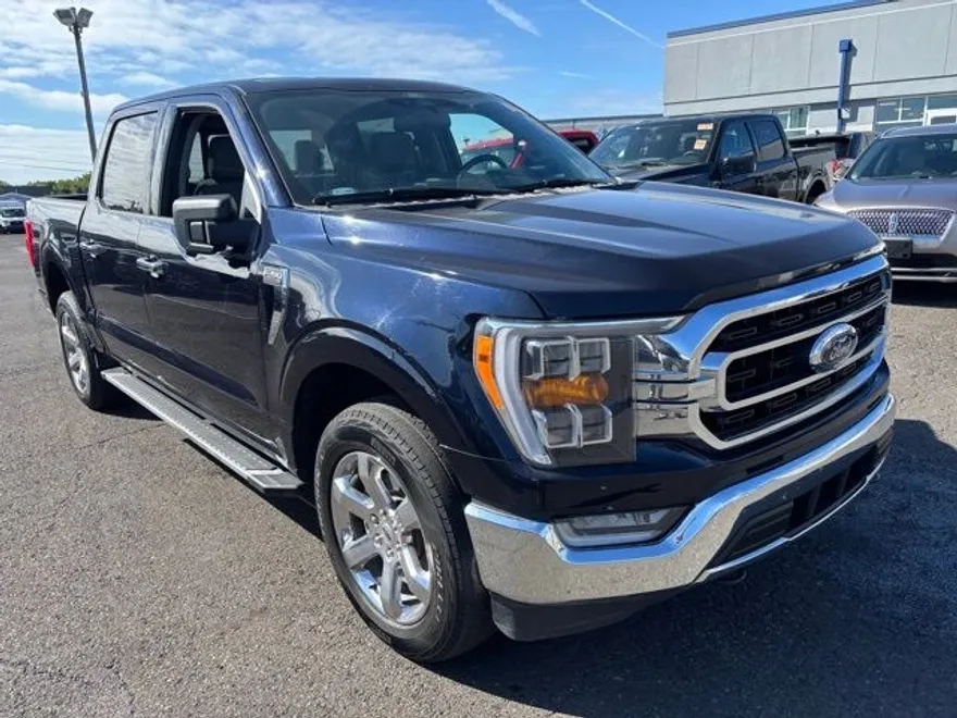 2022 Ford F-150 XLT photo 1
