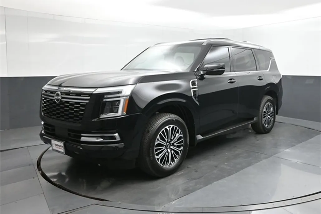 2025 Nissan Armada Platinum photo 1
