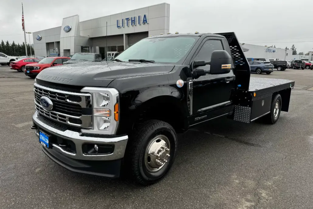 2024 Ford F-350 XL photo 1