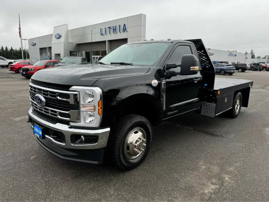 2024 Ford F-350 XL photo 1