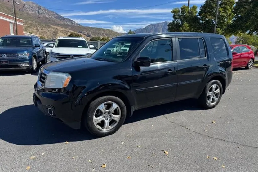 2015 Honda Pilot EX photo 1