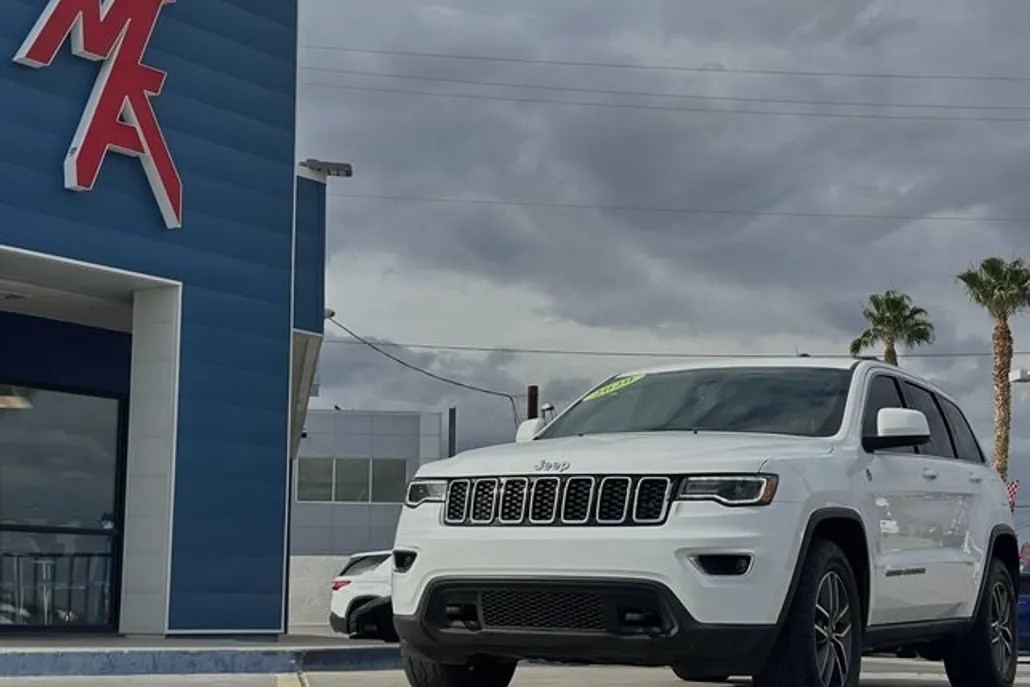 2020 Jeep Grand Cherokee North Edition photo 1