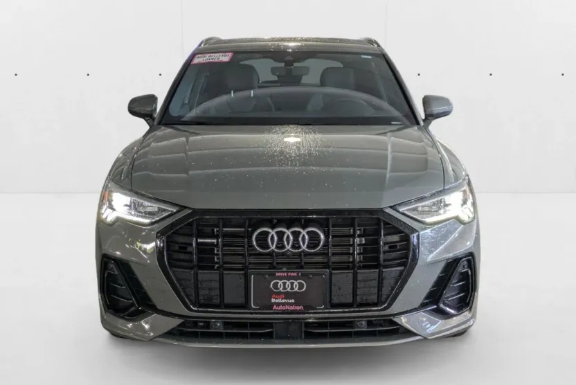 2024 Audi Q3 45 TFSI S line Premium Plus photo 1
