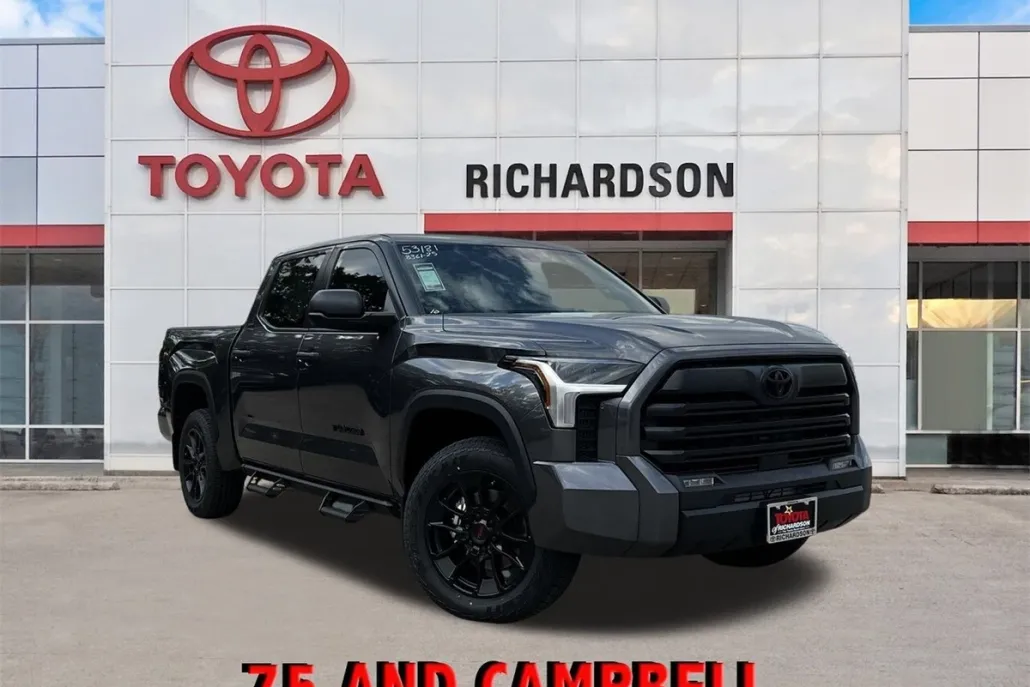 2025 Toyota Tundra SR5 photo 1