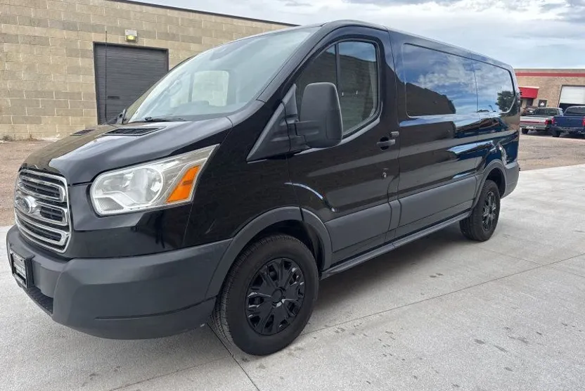 2017 Ford Transit Cargo photo 1