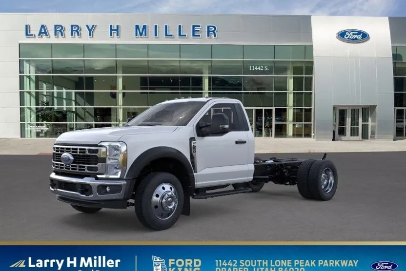 2025 Ford F-550 XLT photo 1