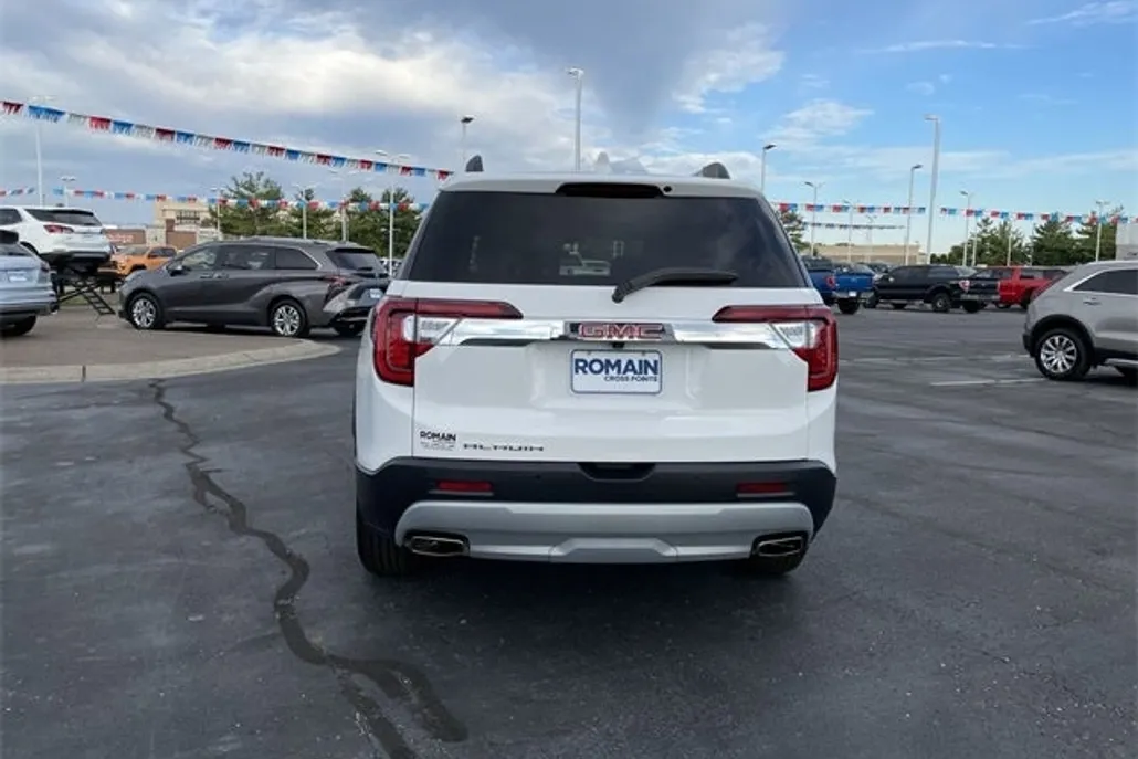 2023 Gmc Acadia SLE photo 1