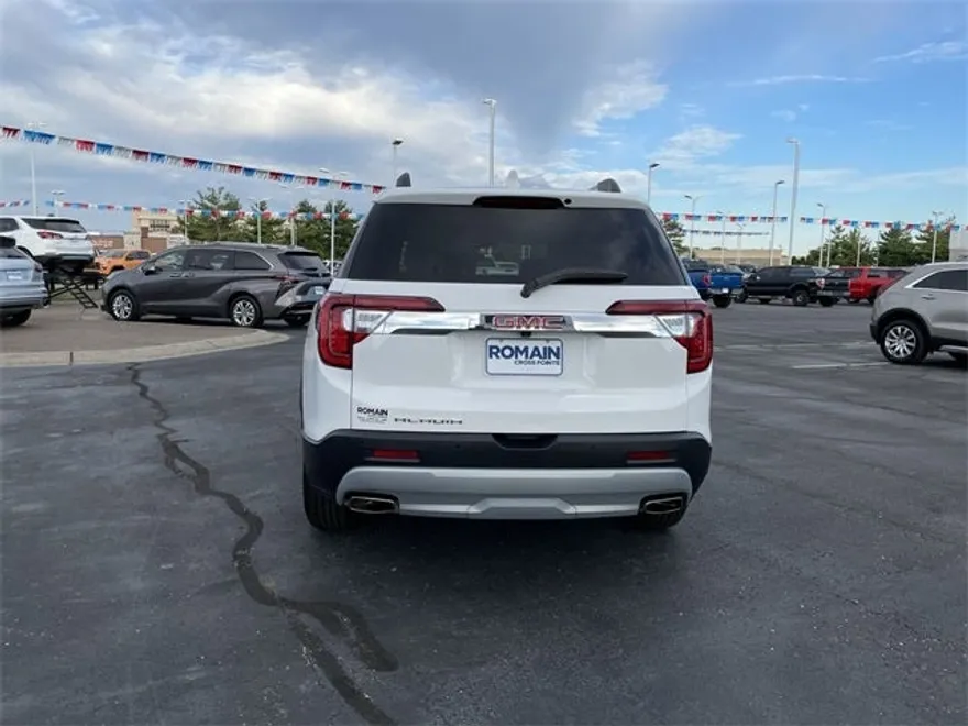 2023 Gmc Acadia SLE photo 1