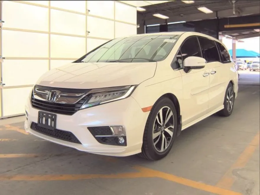 2018 Honda Odyssey Elite photo 1