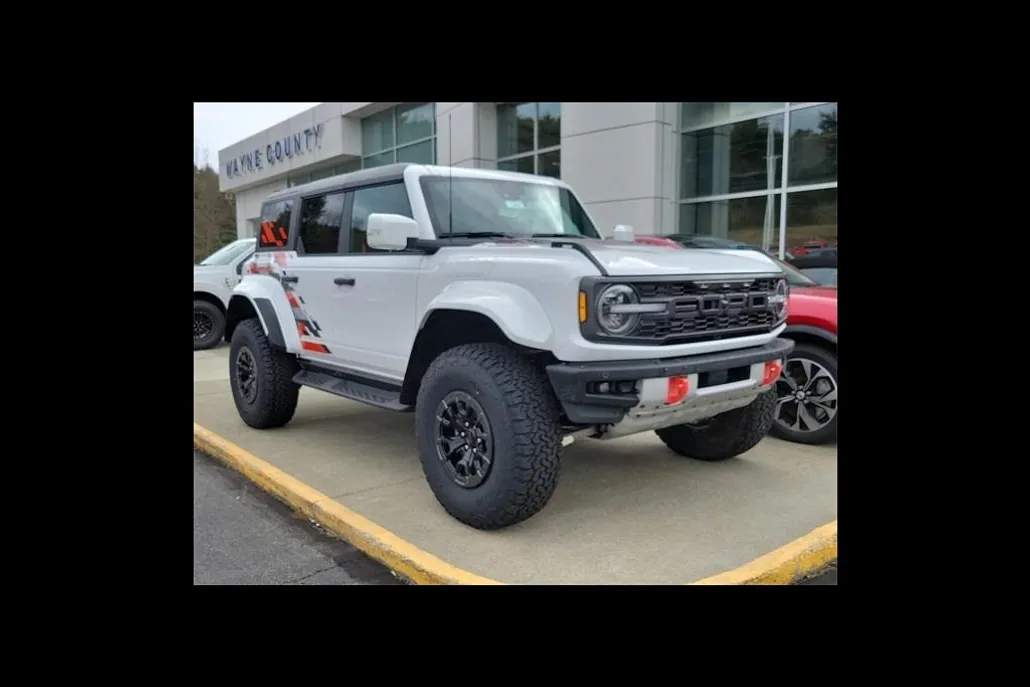 2024 Ford Bronco Raptor photo 1