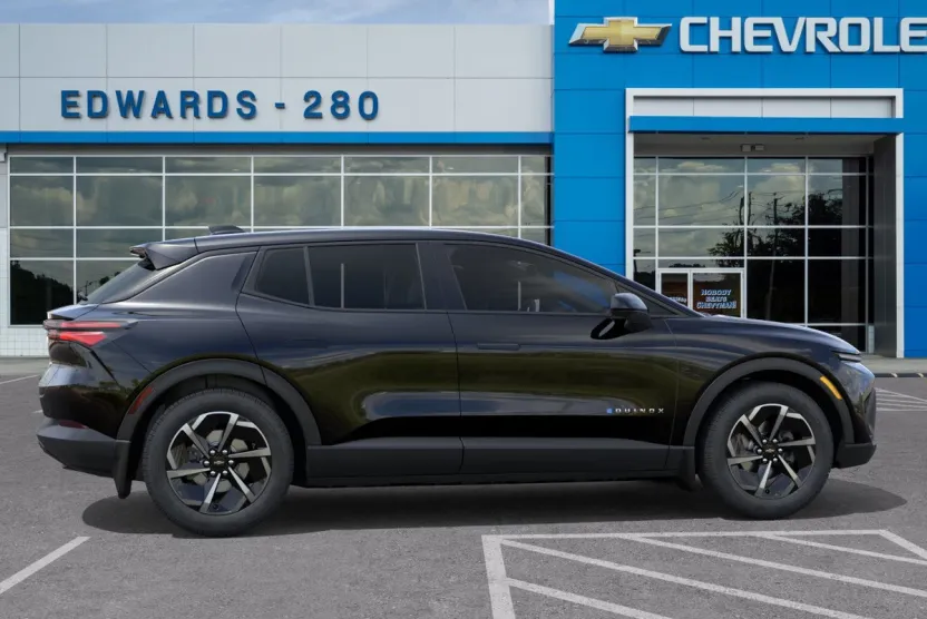 2026 Chevrolet Equinox LT photo 1