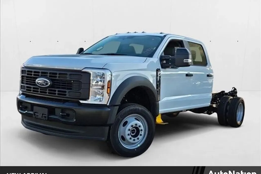 2025 Ford F-450 XL photo 1