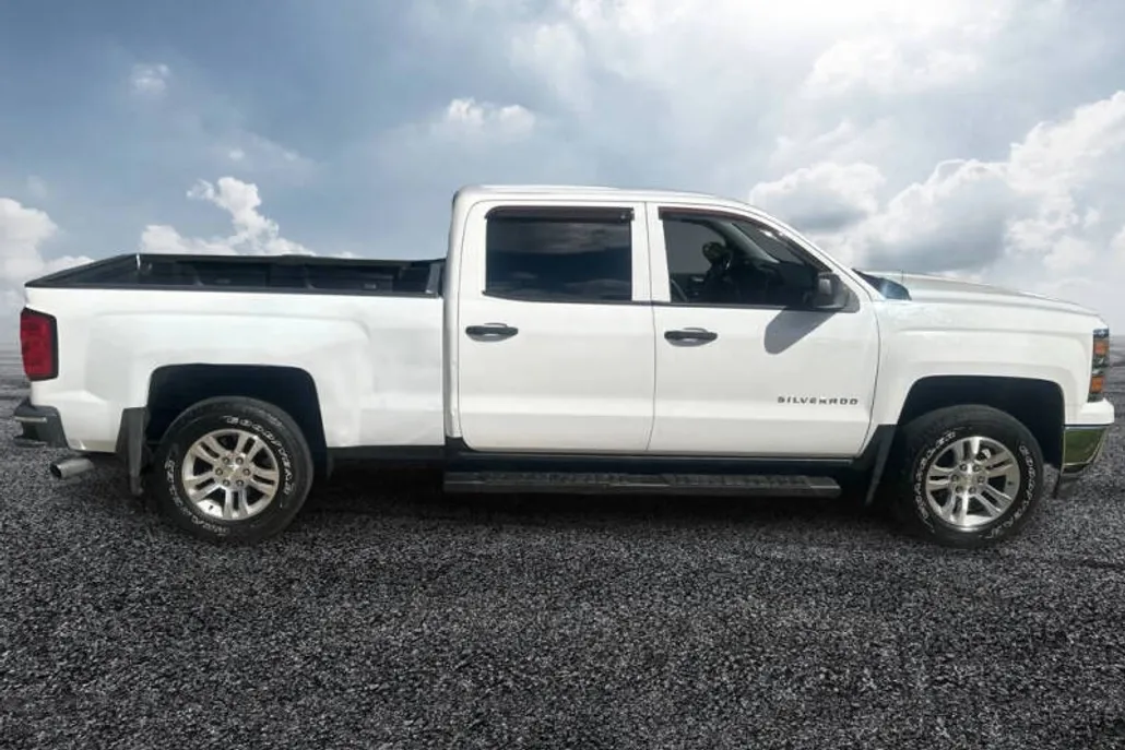 2014 Chevrolet Silverado 1500 LT photo 1