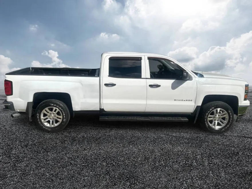 2014 Chevrolet Silverado 1500 LT photo 1